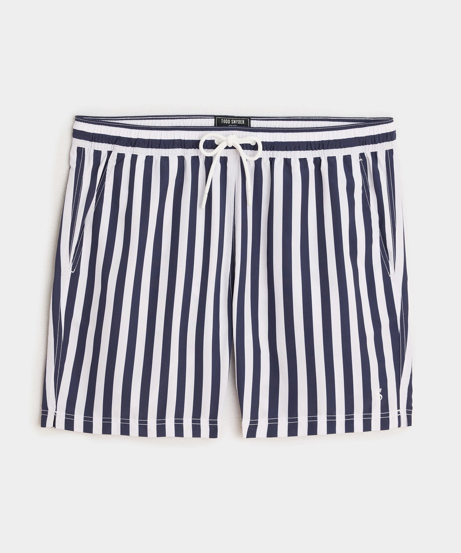 Montauk-Strandshorts: Sonnengeküsht, Luxus-Leinen, Sommer-Feeling – Jetzt kaufen!